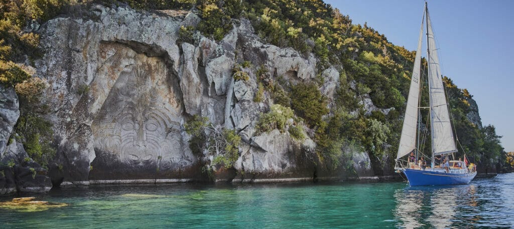 mine bay lake taupo maori rock carving